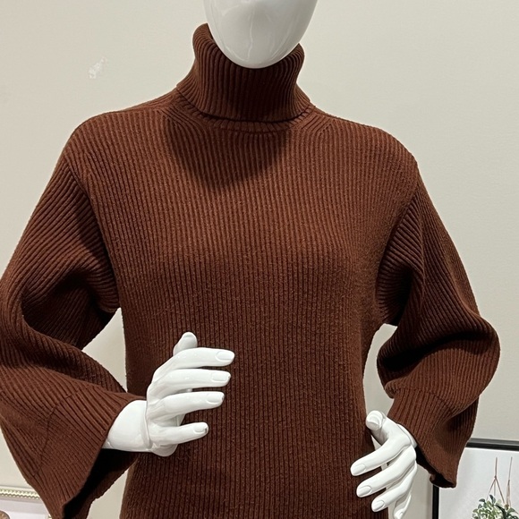 MNG ( MANGO ) soft turtleneck sweater - Picture 1 of 7